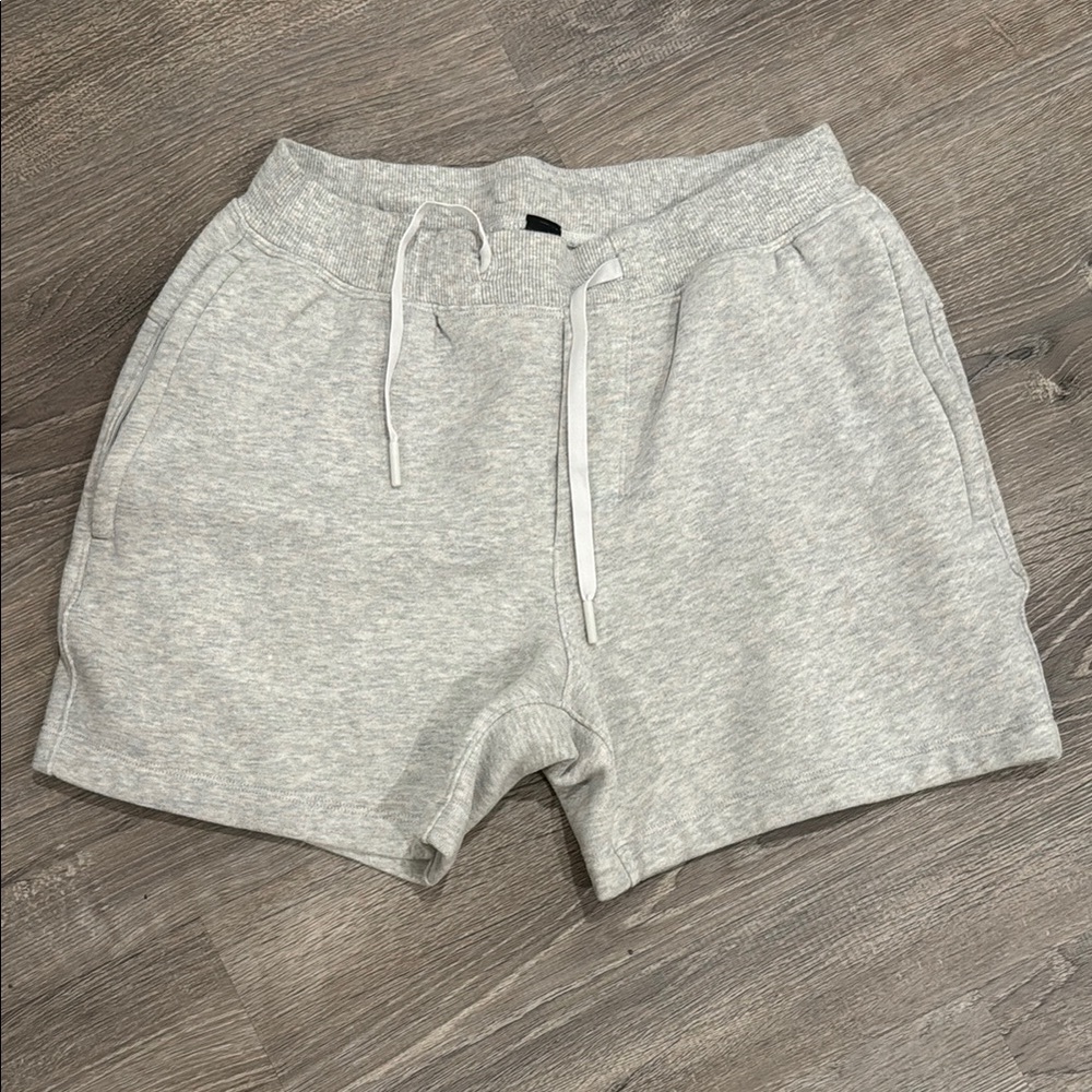 Lululemon men’s shorts , never worn!